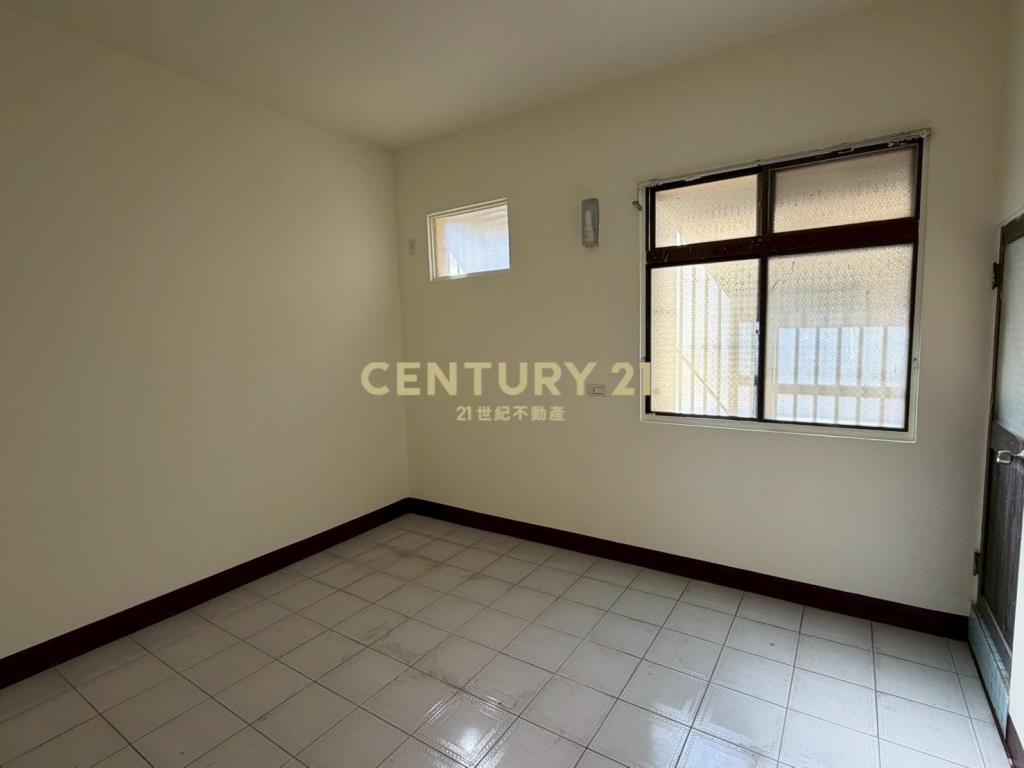 員林惠明街旁車庫別墅(專任委託)