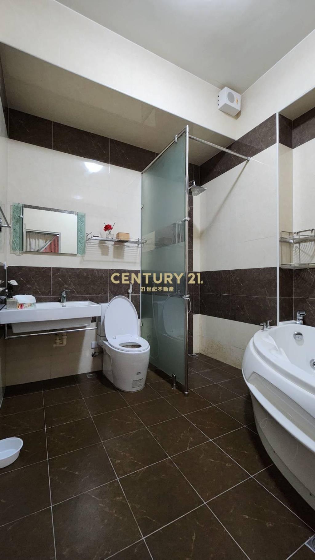 北斗近中正路雙車位別墅