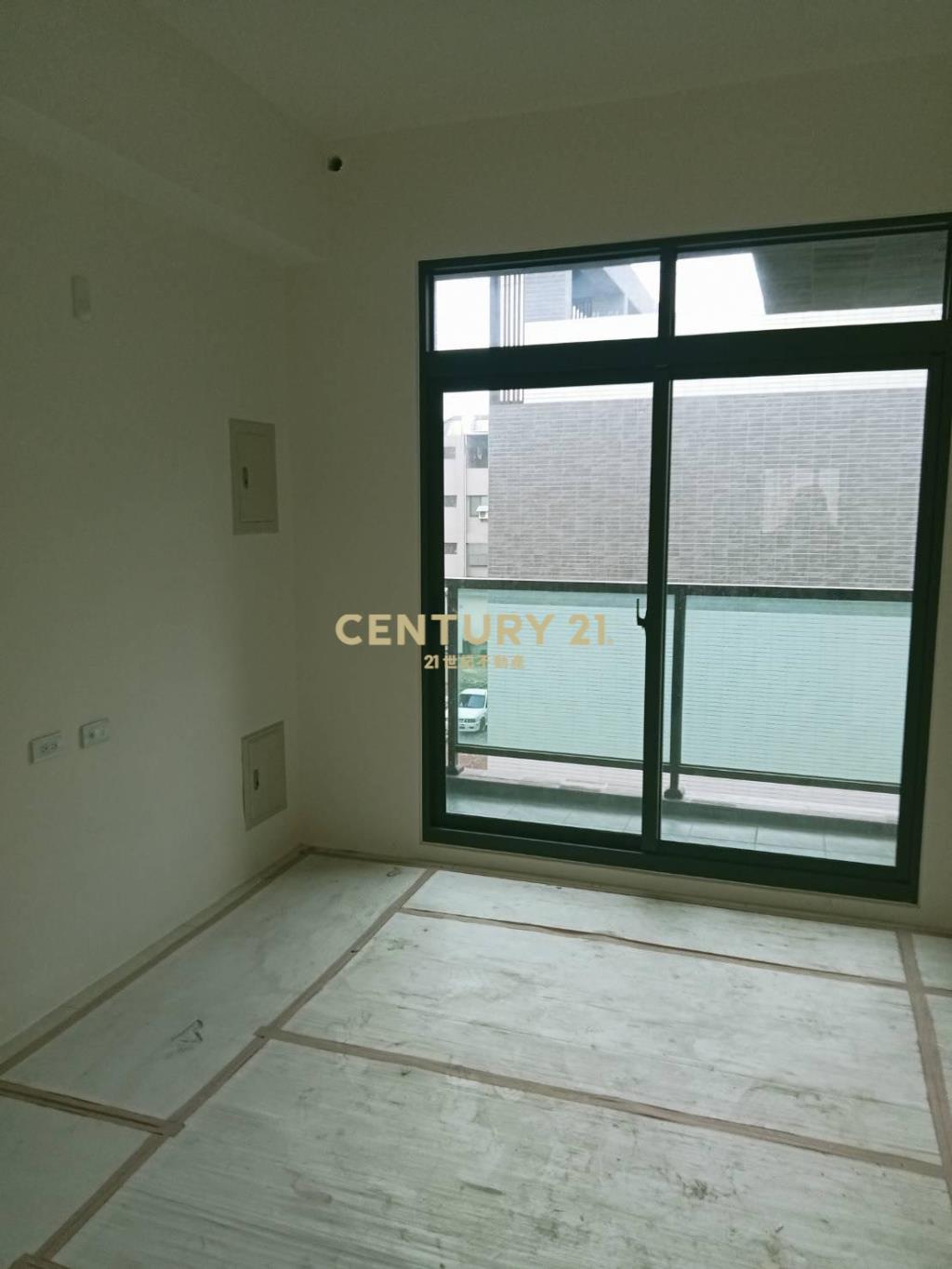 埔心公所旁全新別墅