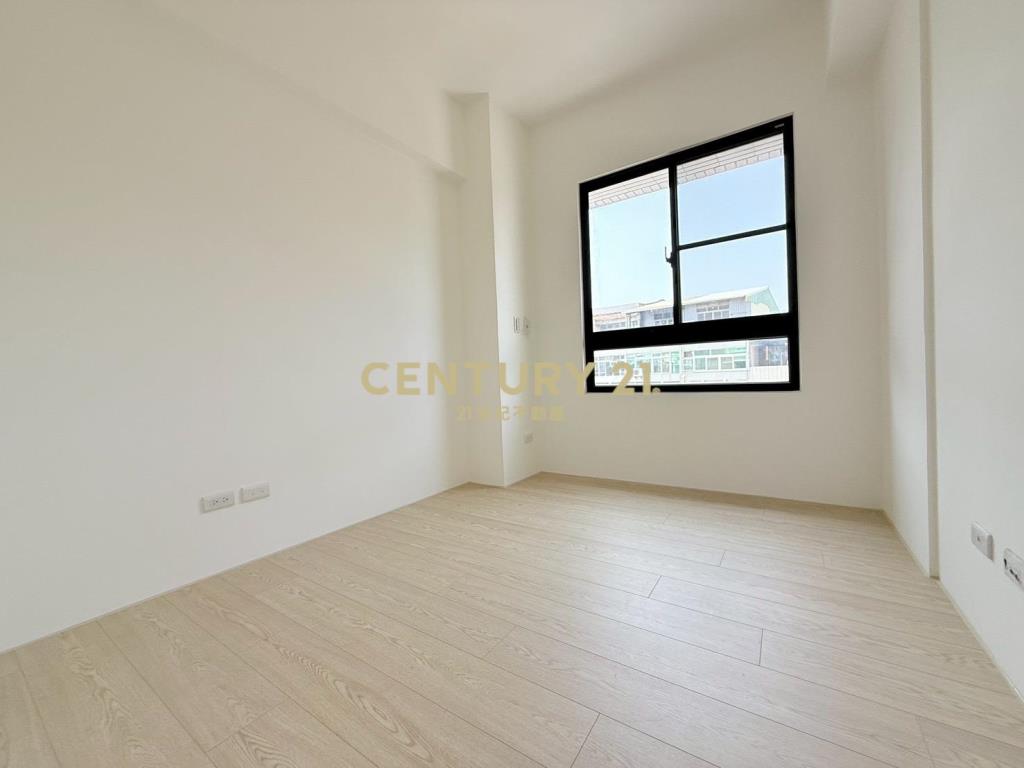 彰化市中正富貴全新美2房