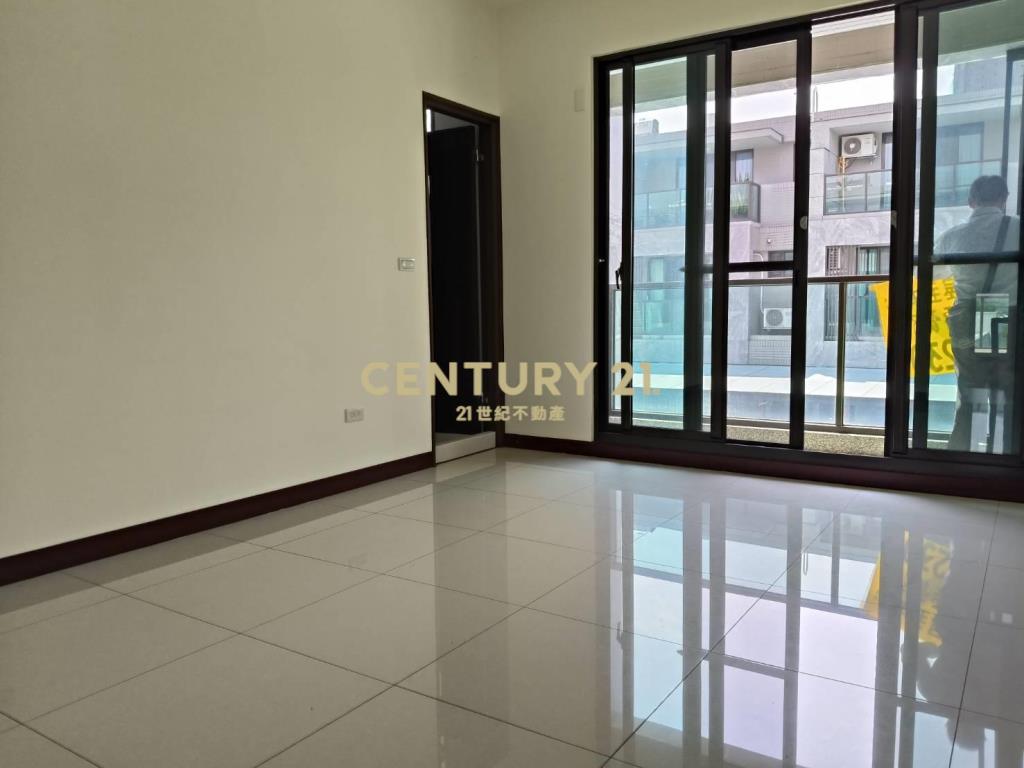 國姓雙車庫全新別墅