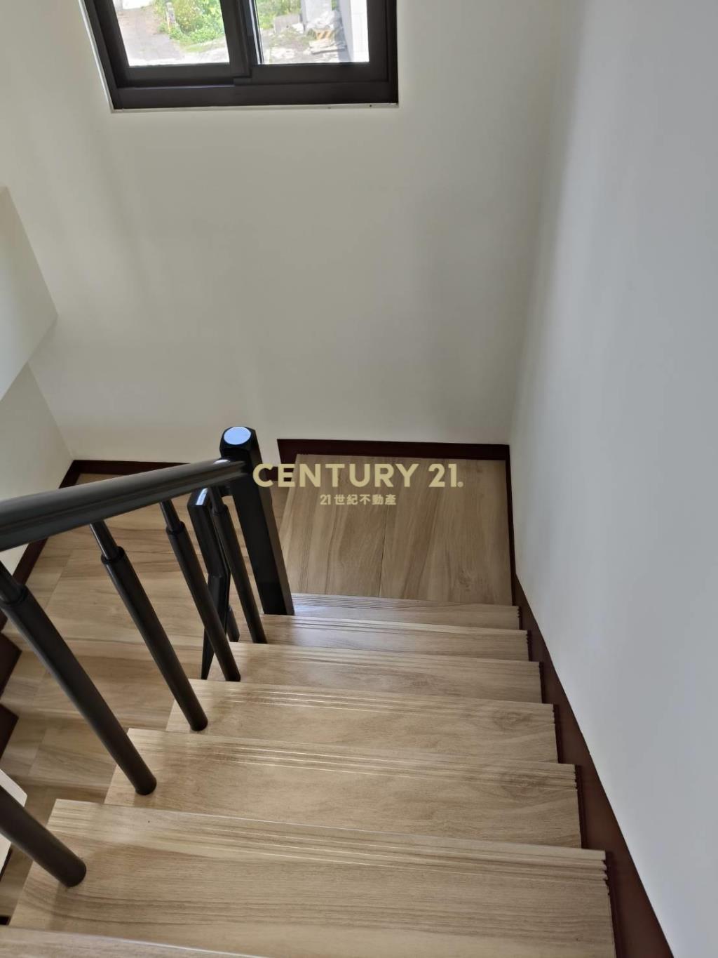 國姓雙車庫全新別墅