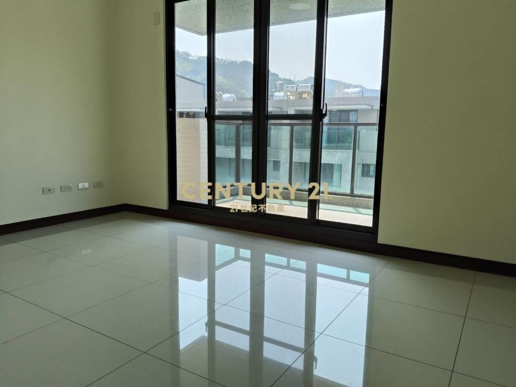 國姓雙車庫全新別墅