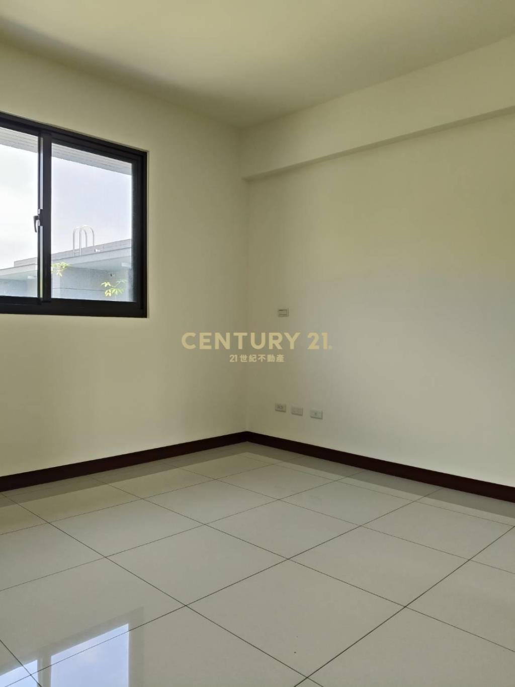 國姓雙車庫全新別墅