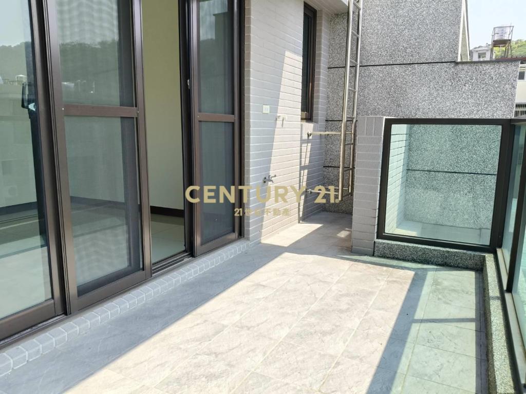 國姓雙車庫全新別墅