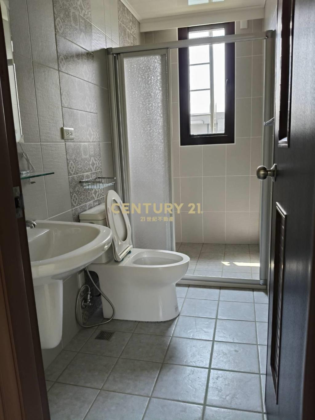 國姓雙車庫全新別墅