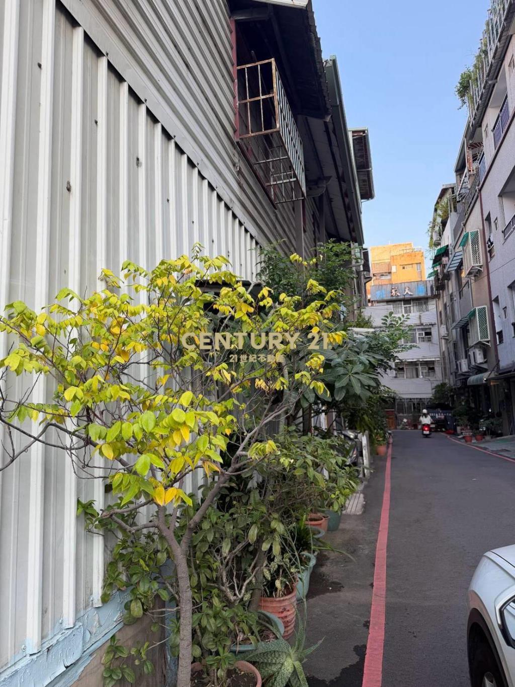 中區買地送屋