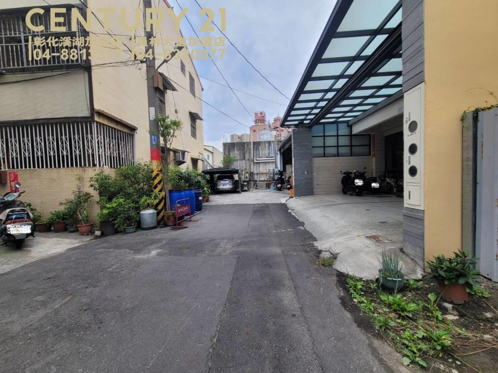 員林新生路旁方正建地