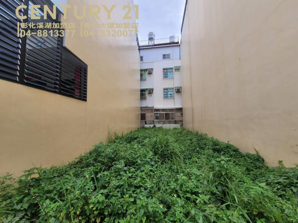 員林新生路旁方正建地