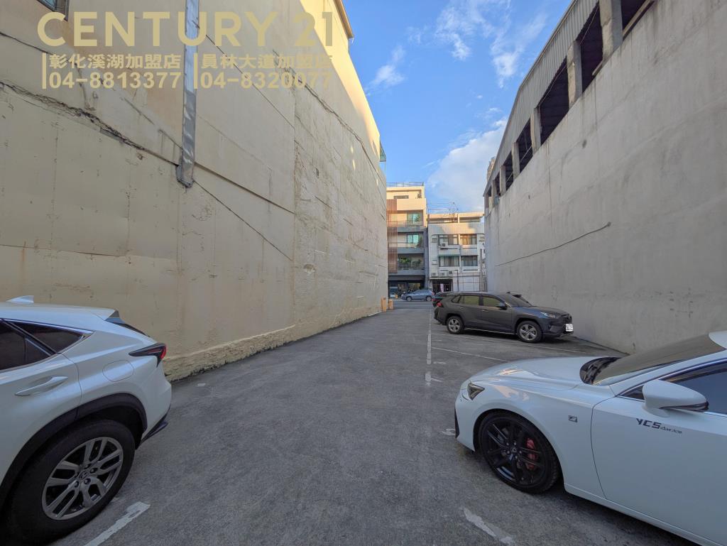 員林員東路大面寬建地