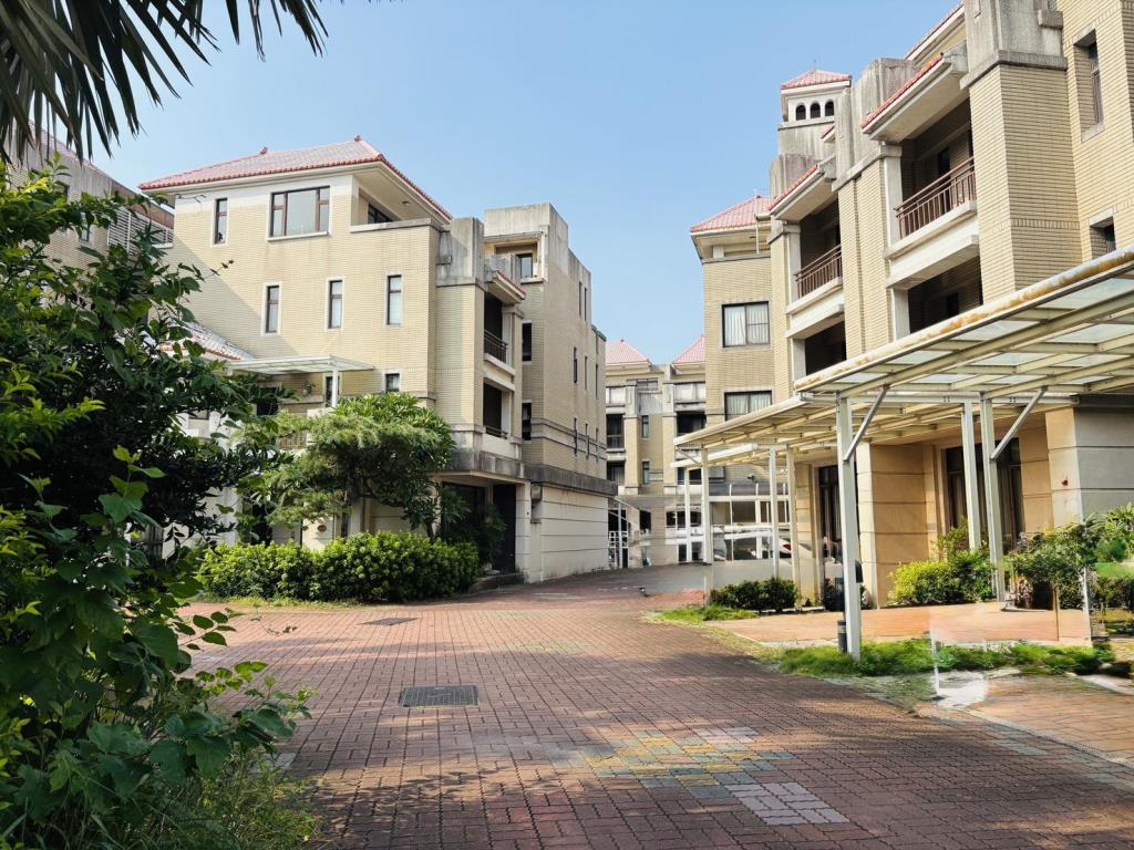 員林76旁優質社區別墅