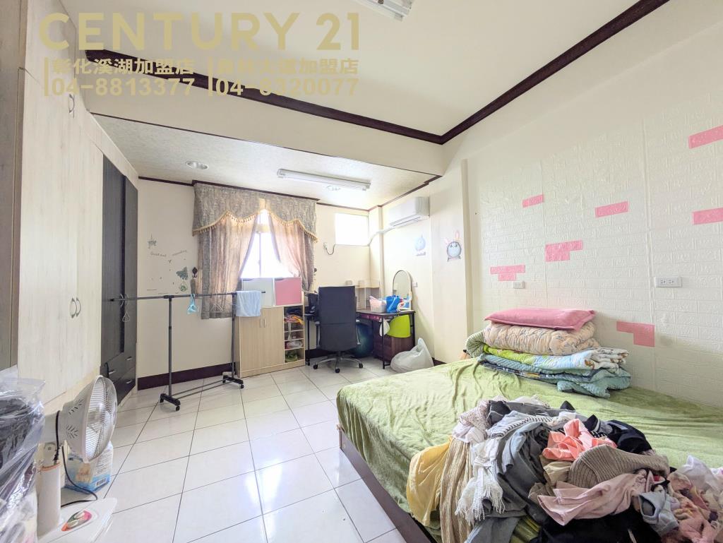 員林員南路旁透天美墅