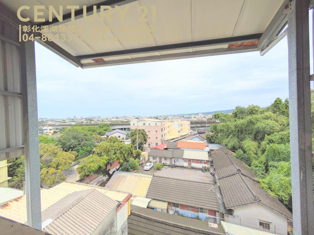 員林員南路旁透天美墅