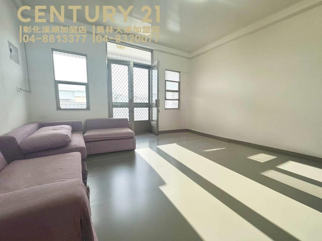 員林員南路旁透天美墅