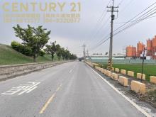 烏日溪岸路旁美田