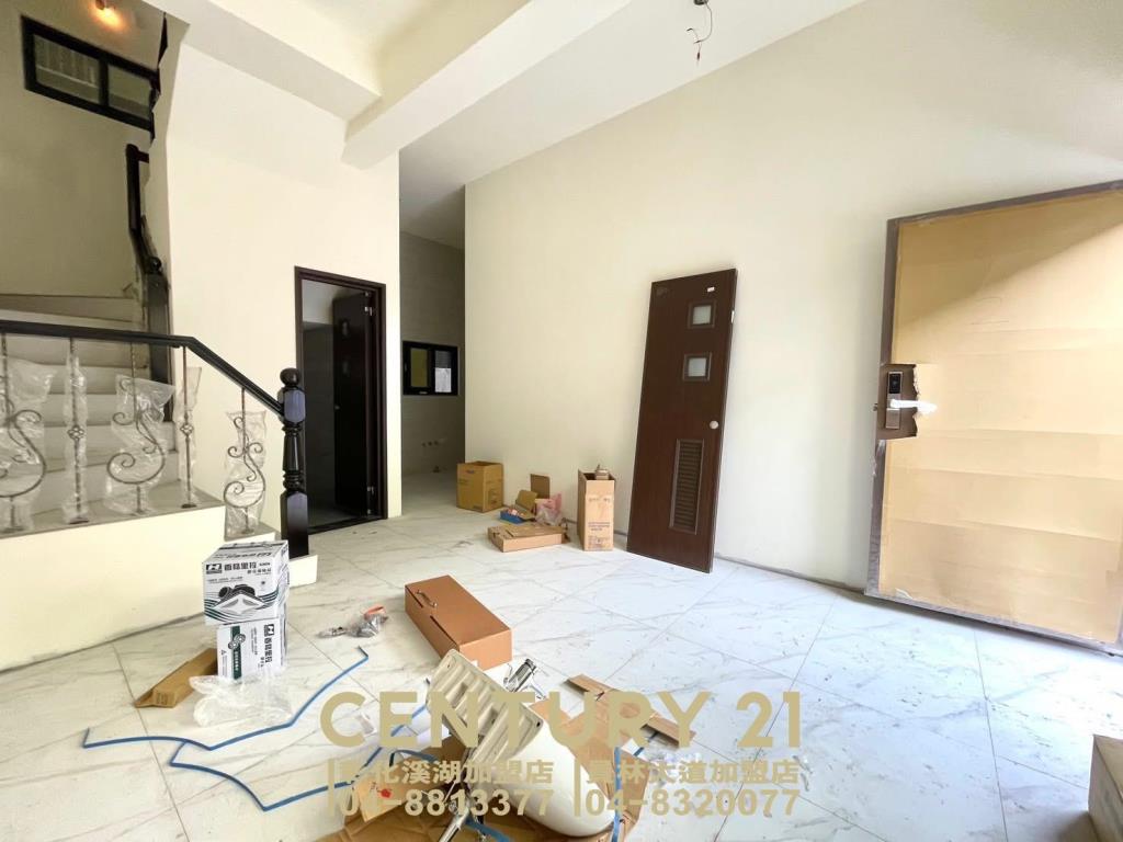 員林國中旁全新美車墅