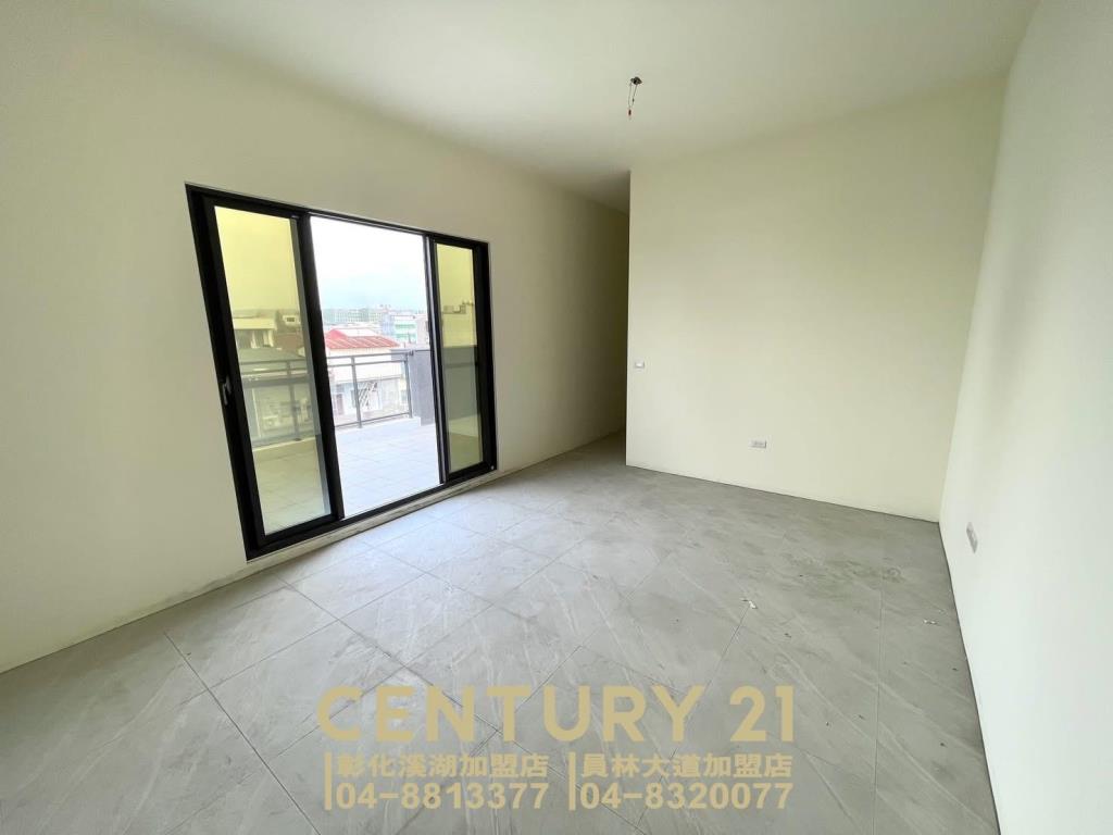 員林國中旁全新美車墅