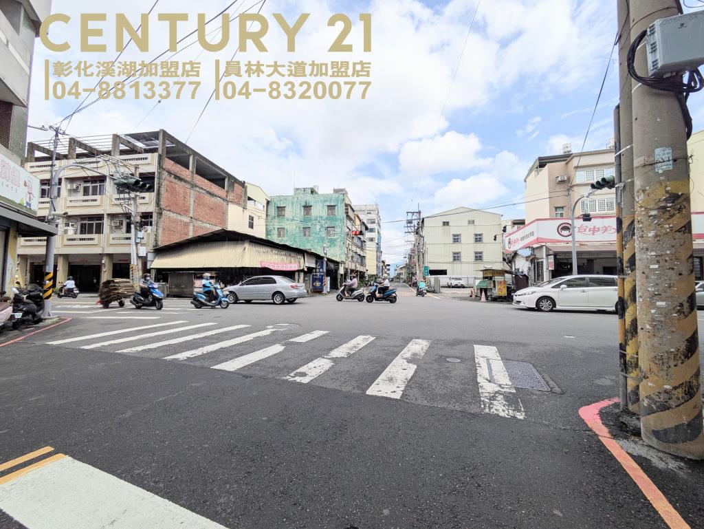 員林建國路旁方正建地