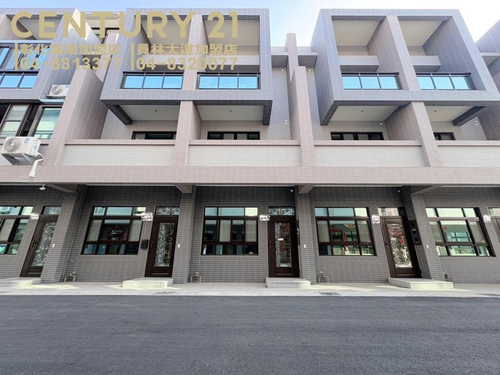 溪湖交流道旁全新車墅A8