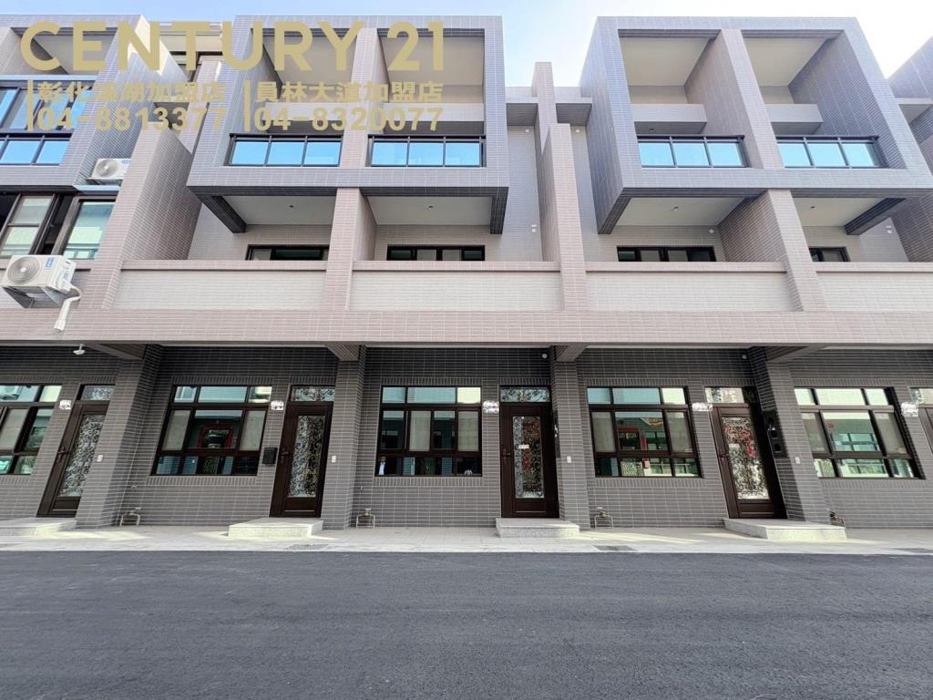 溪湖交流道旁全新車墅A12