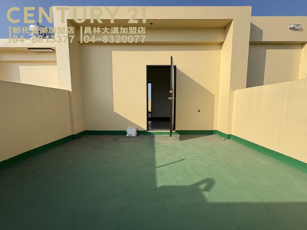 溪湖交流道旁全新車墅A12