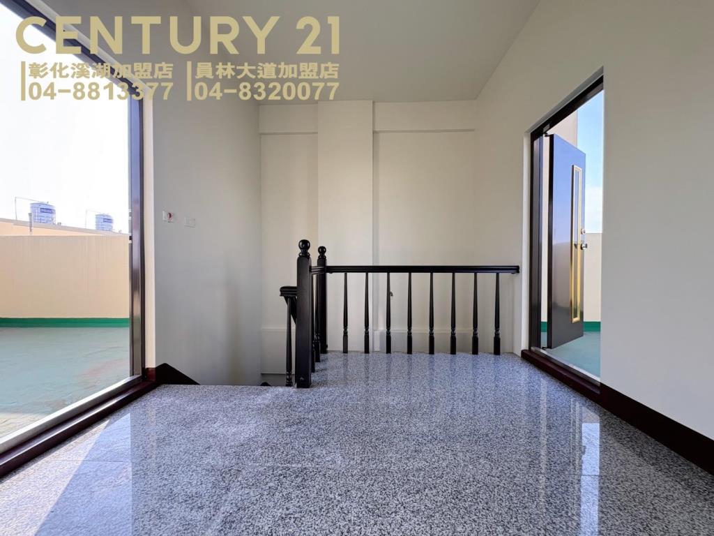 溪湖交流道旁全新車墅A12