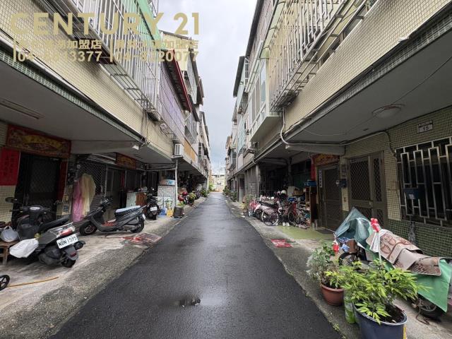 員林國中旁俗透天
