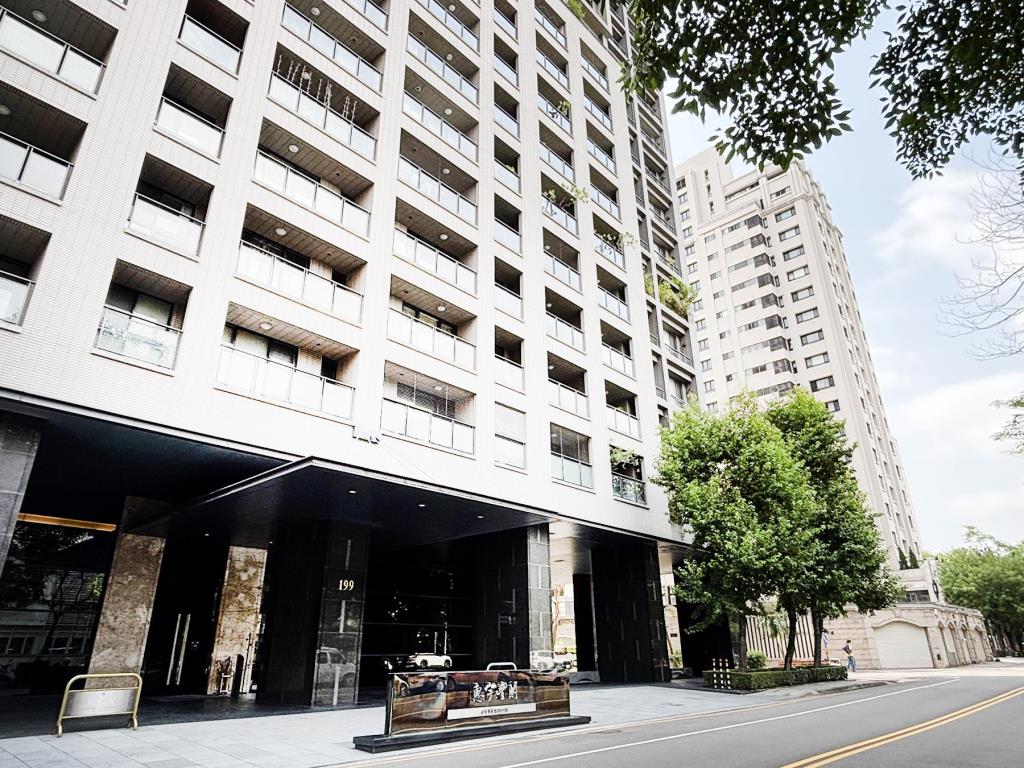 正八期好市多惠宇豐閣3房平車