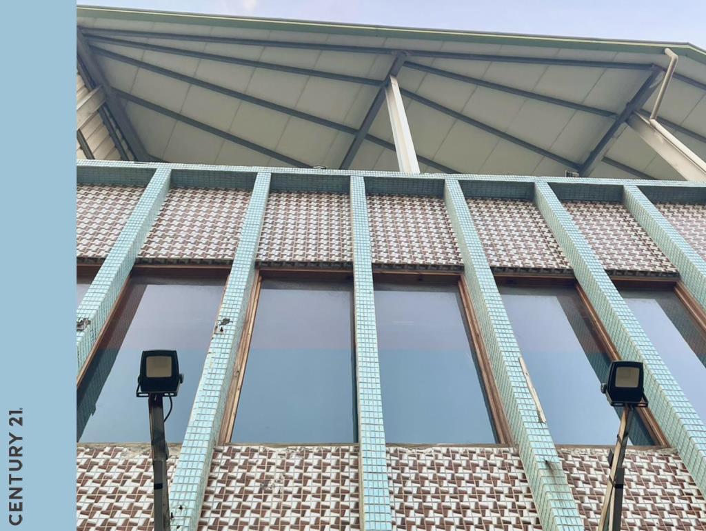 西區12米大面寬三角透店