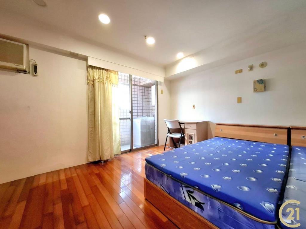 南區學府商圈國圖館高樓層四房平車