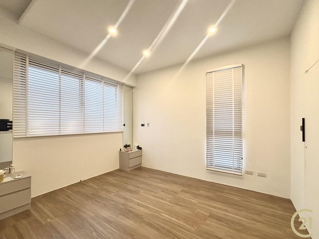 水湳經貿旁泉宇未來輕屋齡三房平車