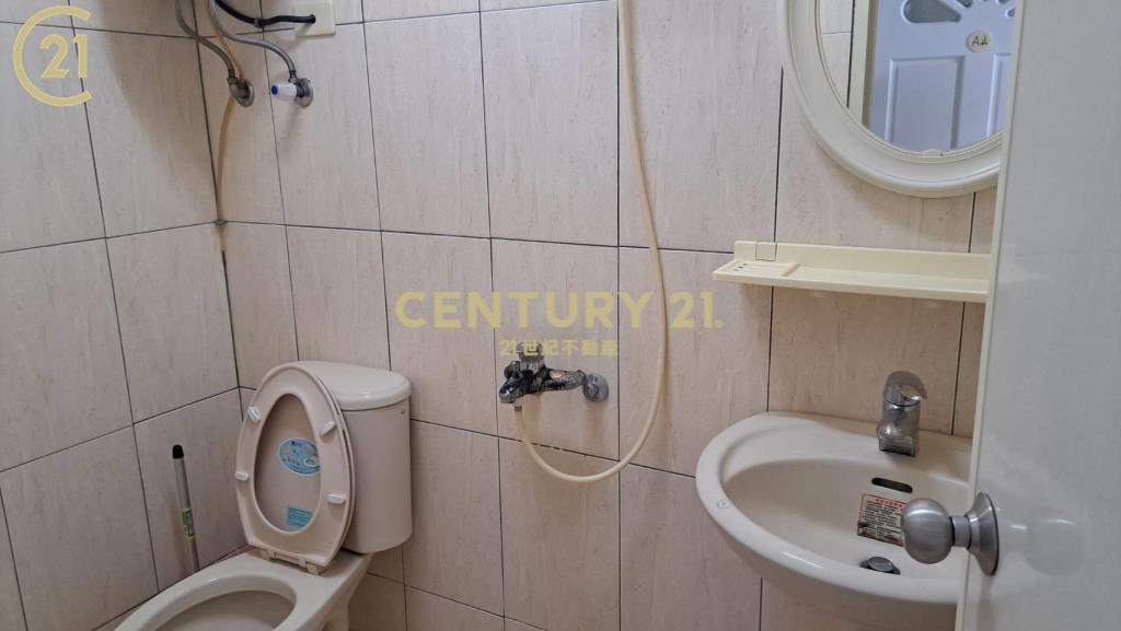 善化站前近桂田９套房店住