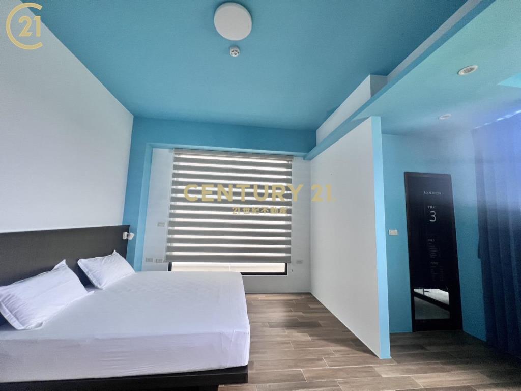 安平港美式民宿風電梯別墅