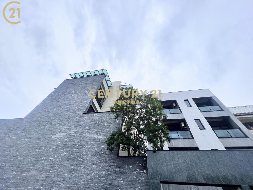 安平港美式民宿風電梯別墅