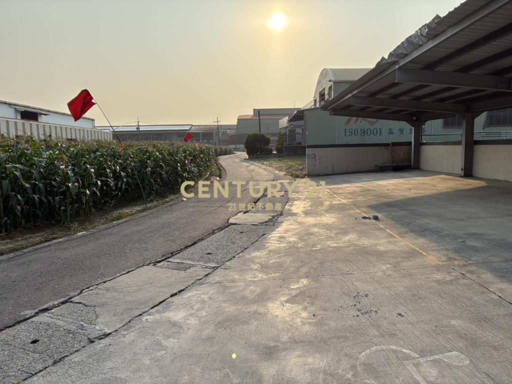 近南科山上工業區2100坪廠房