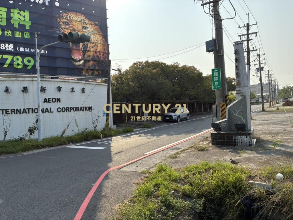 新市台1省道旁1351地坪廠房