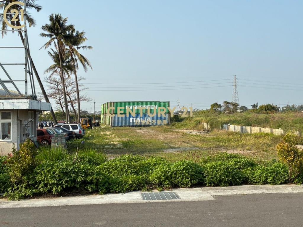 新化中正路近南科３千坪丁建