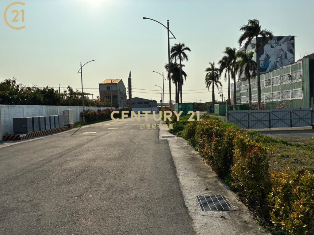 新化中正路近南科３千坪丁建