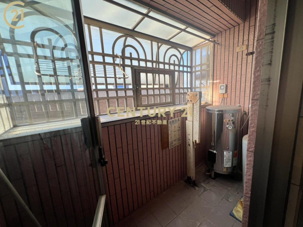 永康龍埔街美公寓3房含車位出租