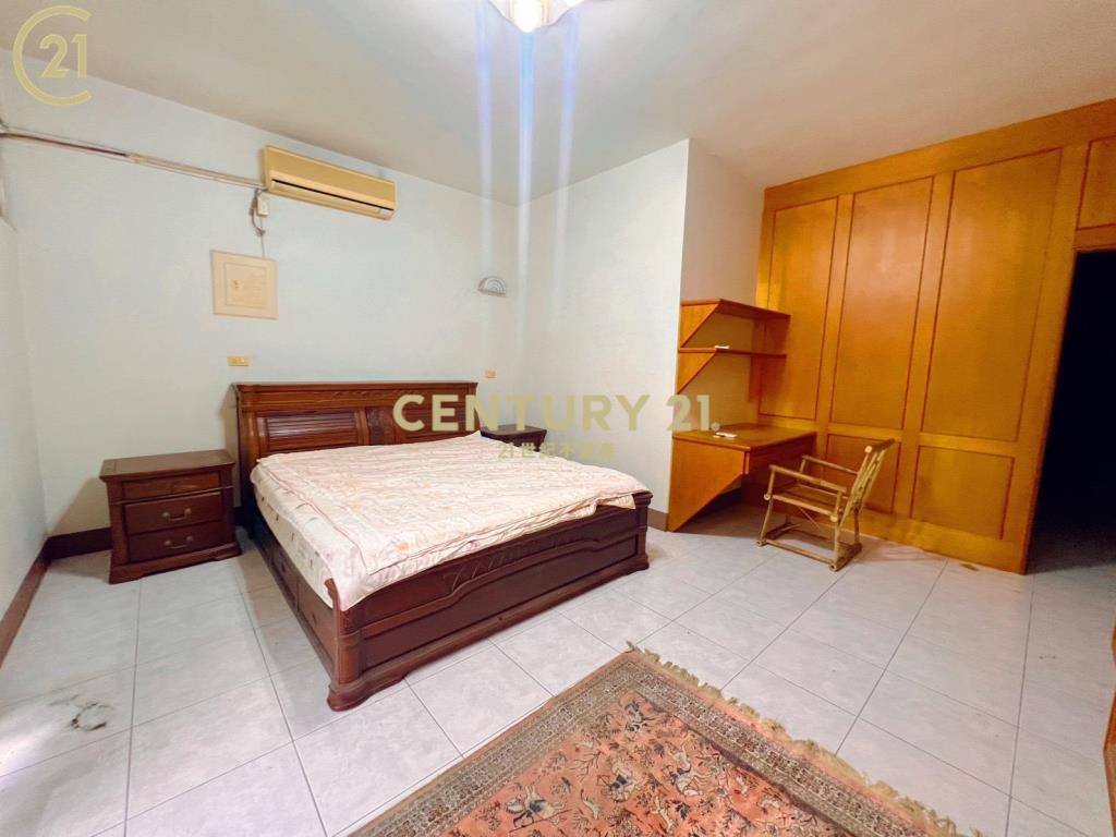 麻豆美的世界挑高車墅