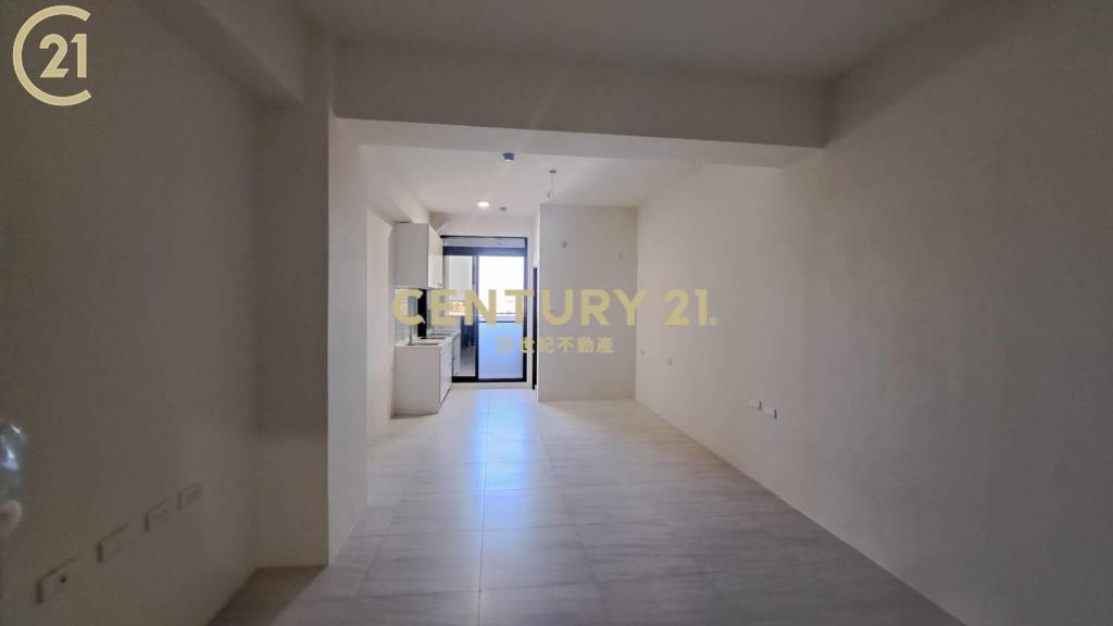 新市全新雙套房+車位