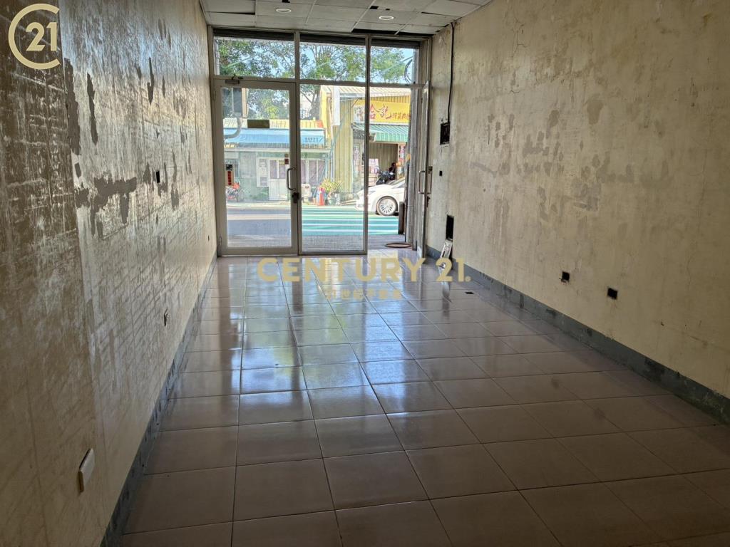 善化中山路三角窗黃金店面 