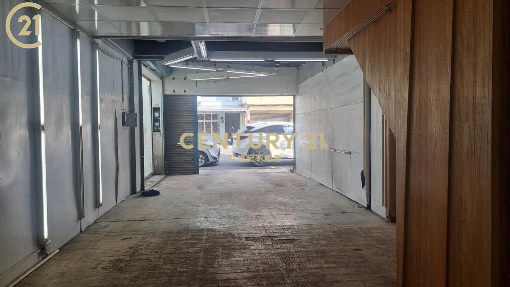 善化中正路40坪店住