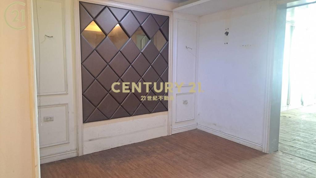 善化中正路40坪店住