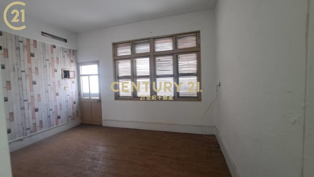 善化中正路40坪店住