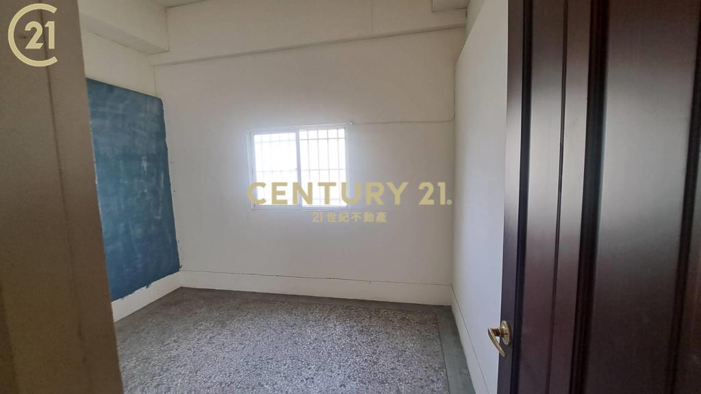 善化中正路40坪店住