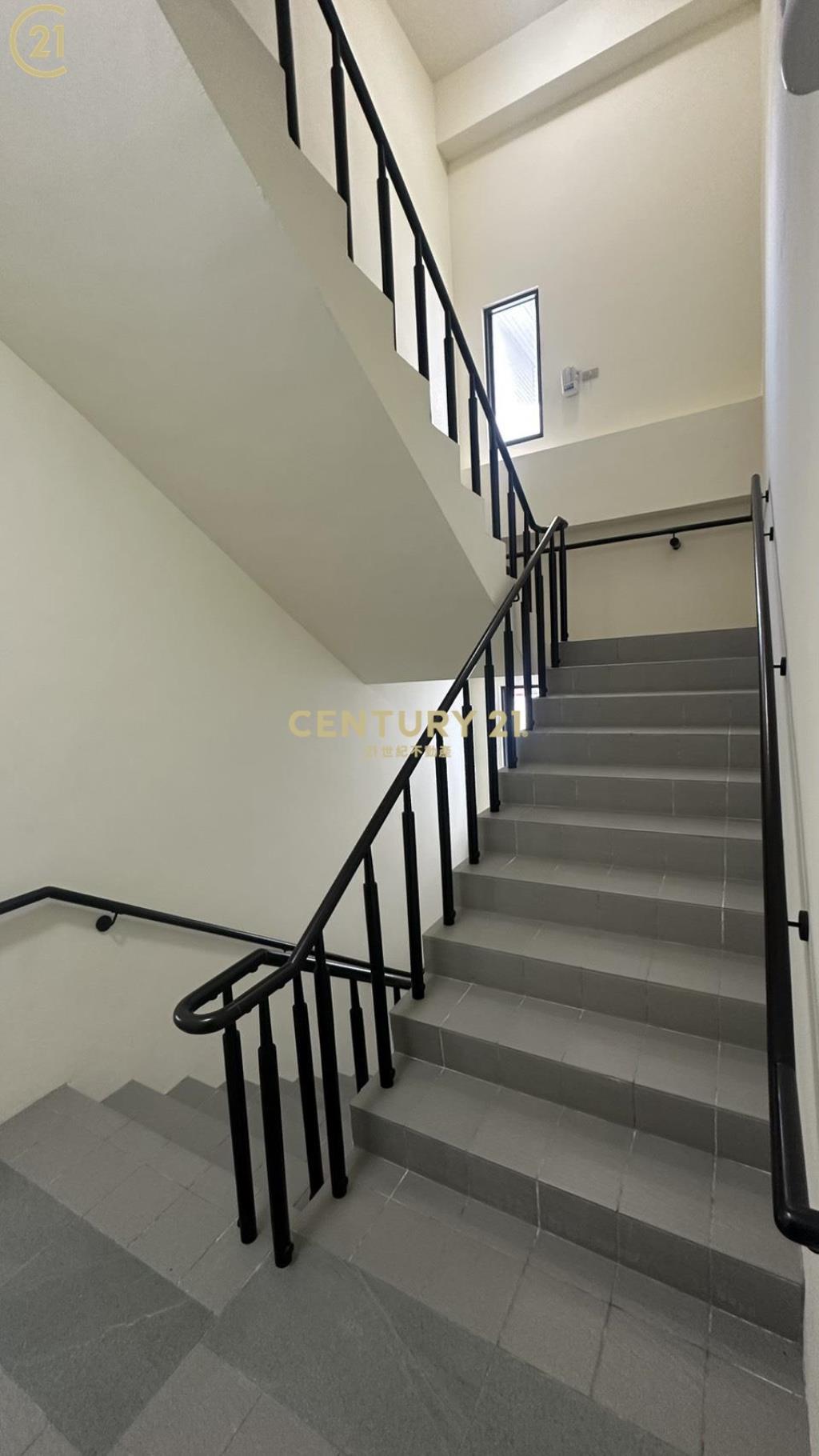 善化大2房2衛寬敞採光宅+車位