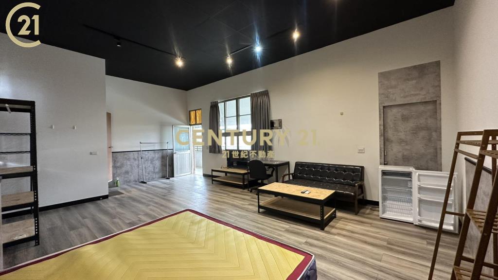 善化彩繪村可停車可寵大套房