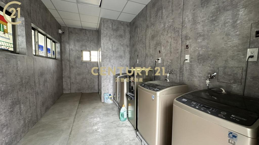 善化彩繪村可停車可寵大套房