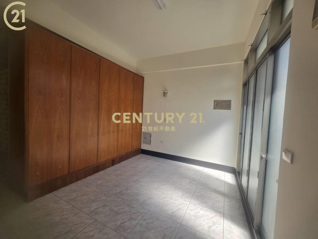 新營新進路店住